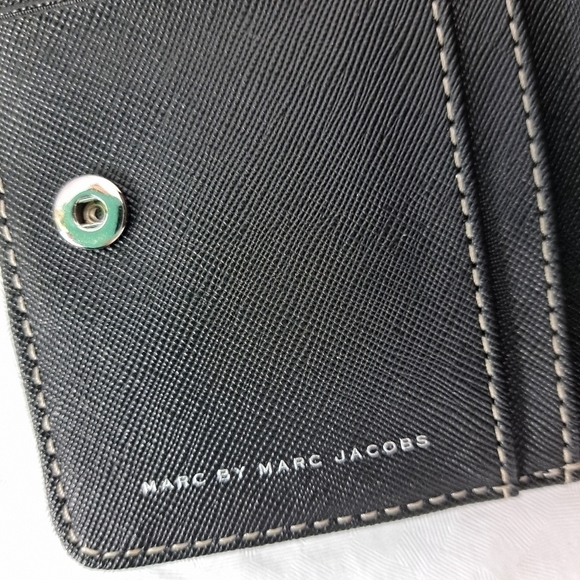 Marc By Marc Jacobs Black Compact Mini Wallet‎ - Picture 3 of 10